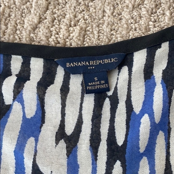 BANANA REPUBLIC - sleeveless blouse - Picture 3 of 4